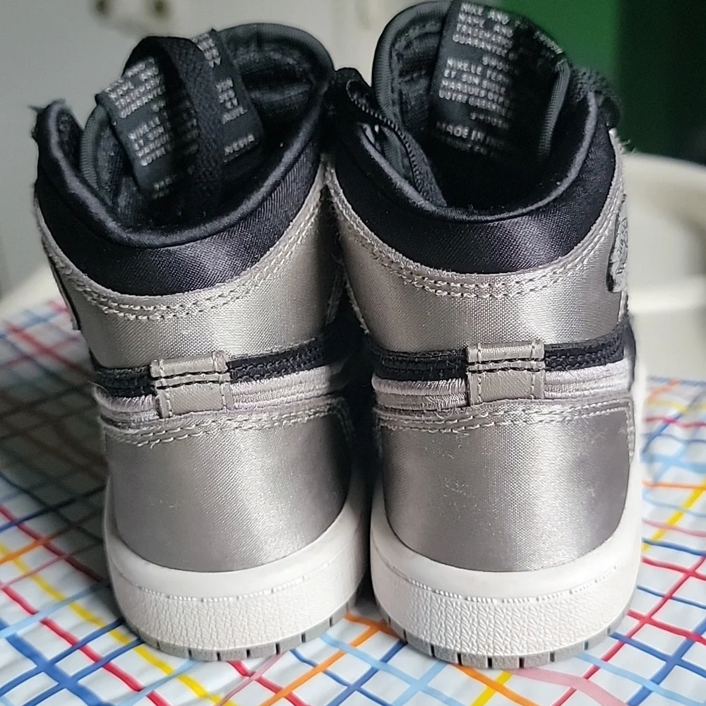 Nike Air Jordan High-Top Sneakers in Black and Silver - Picture 3 of 6
